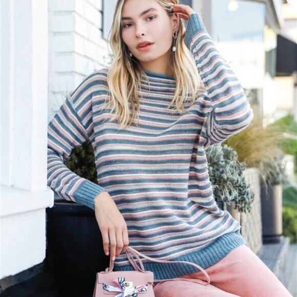 CASUAL DOLLZ Multi Color Woolen Striped Turtle Nec - Picture 2 of 7